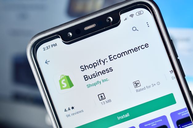 How To Use A Chatbot To Build An Email List For My Shopify Store
